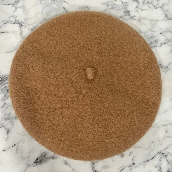 Classic wool beret hat camel color French style classic stylish neutral - Picture 4 of 8